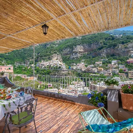 Eos Positano